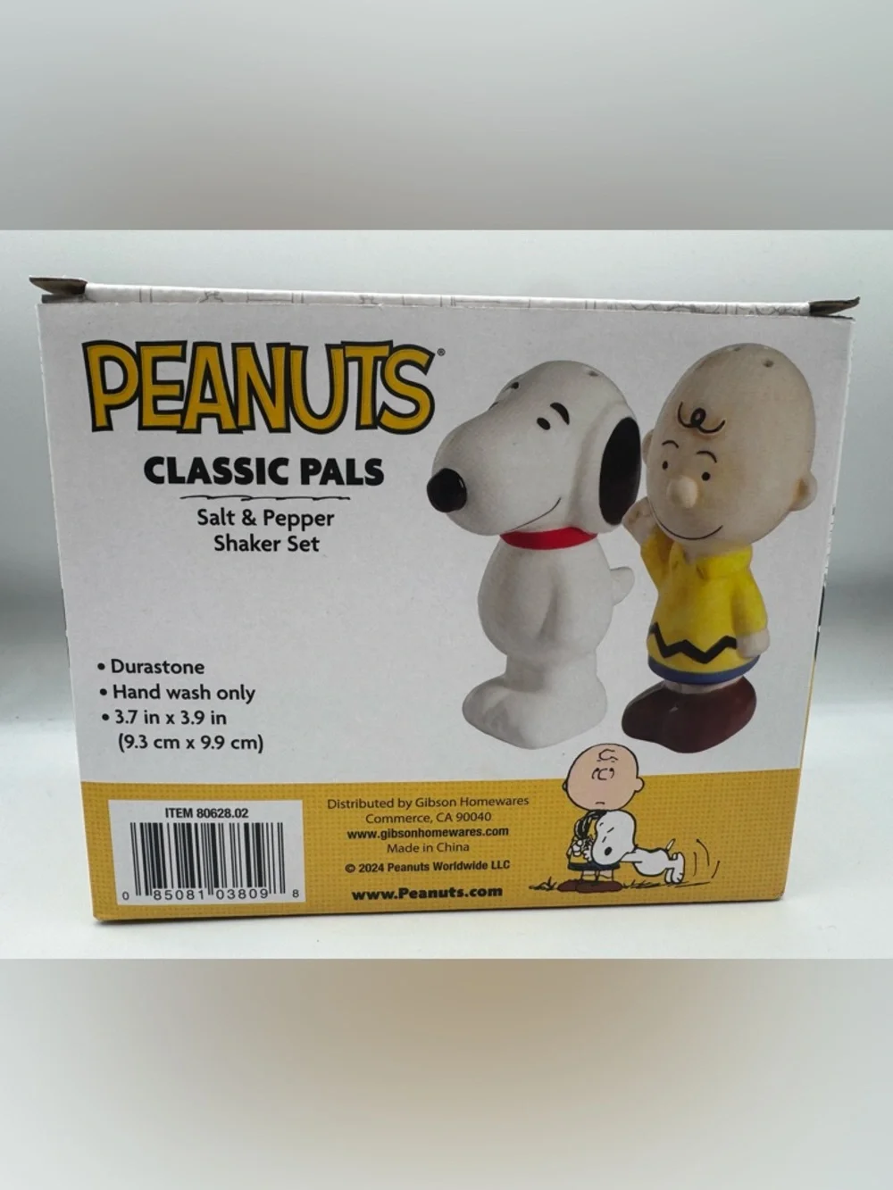 Peanuts Snoopy & Charlie Brown Salt & Pepper Shaker Set
